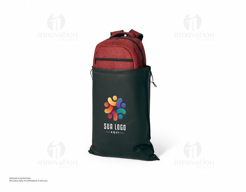 Sacola em tecido para mochila preta, moderna e resistente, ideal para transportar objetos e equipamentos com segurança.