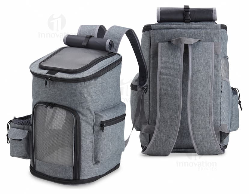 Mochila para transporte de pets - Transporte seu companheiro de forma segura e confortável com essa moderna mochila. Feita com materiais duráveis e design prático, ideal para viagens e passeios. Leve seu pet com estilo e segurança!