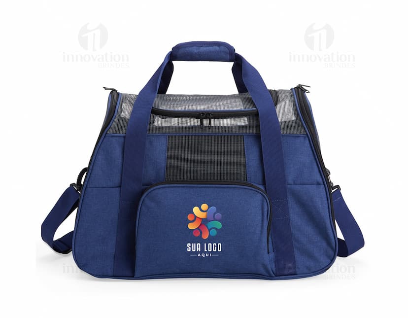 Bolsa para transporte de pets em estilo moderno e elegante. Ideal para viagens com seu amigo de quatro patas. Confeccionada em nylon de alta qualidade e com compartimentos funcionais. Acesse já e garanta a sua!
