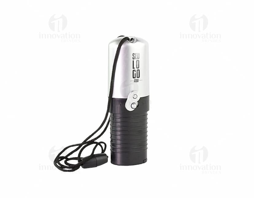 Device eletrônico moderno, objetivo de comunicação, equipamento de tecnologia digital. O mini ventilador portátil c/ tampa é um gadget eletrônico preto, com botão único para ligar, tela moderna e design compacto. Perfeito para uso em ambientes de trabalho, escritório ou em casa.