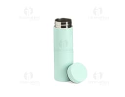 Garrafa Térmica 240ml - Mantenha suas bebidas favoritas sempre na temperatura ideal com essa garrafa térmica de 240ml. Ideal