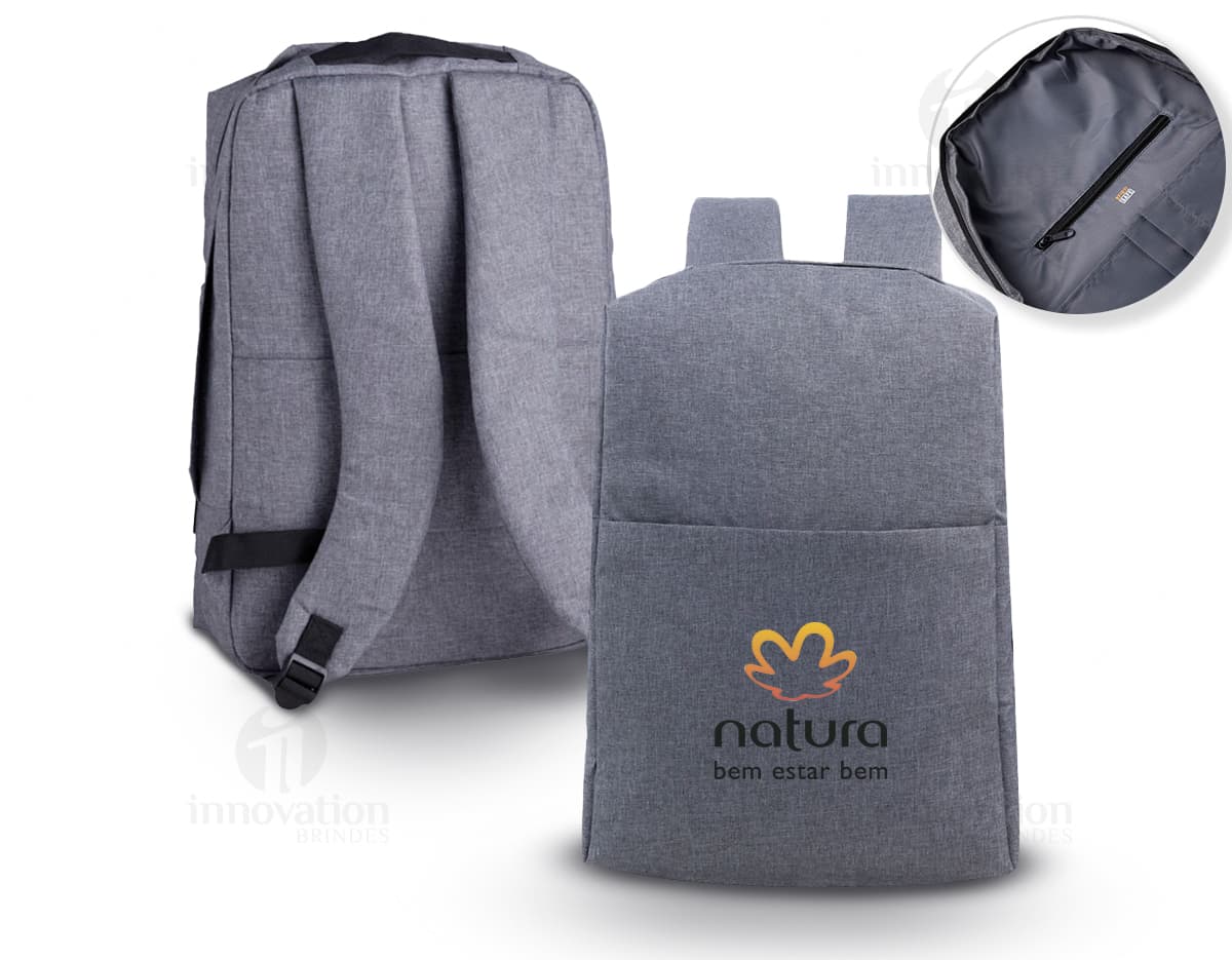 Mochila para notebook com bloqueio - A combinação perfeita de segurança e estilo para o seu dia a dia. Ideal para viagens de negócios ou passeios casuais, feita em couro preto de alta qualidade. Leve, prática e moderna, esta mochila é o acessório certo para quem valoriza a elegância e a proteção do seu equipamento. Compre já e garanta tranquilidade e sofisticação em todos os momentos!