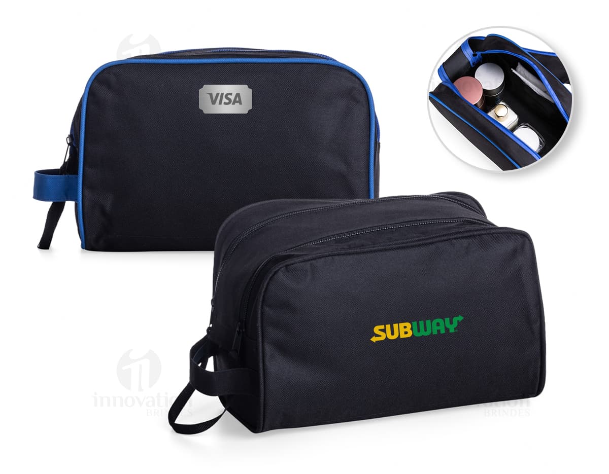 Necessaire de Poliéster Preto para Viagens e Organização. Ideal para Armazenar Cosméticos e Acessórios de Forma Prática e Elegante. Compartimentos Internos e Fechamento em Zíper. Adquira o Seu Agora!
