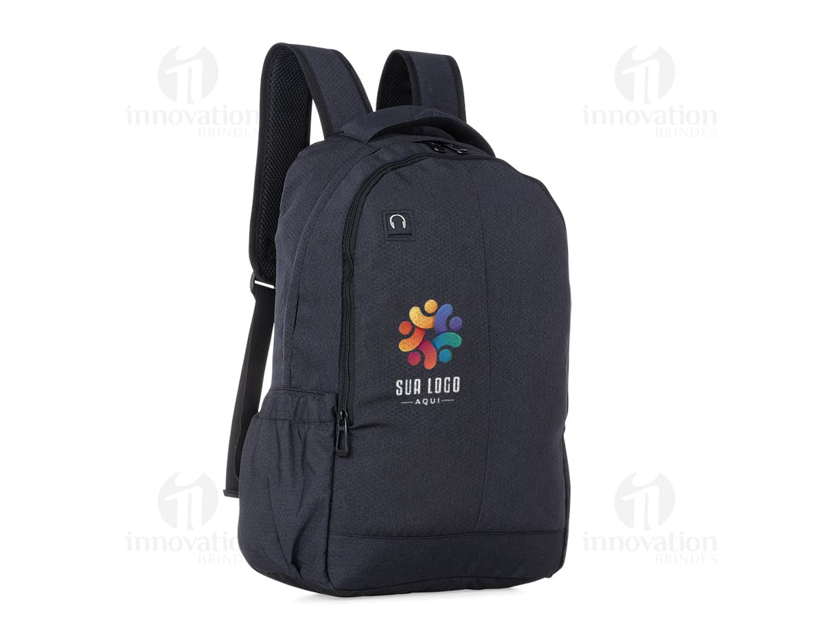 Mochila de poliéster para notebook - ideal para viagens de negócios e lazer. Moderna e prática, possui compartimento acolchoado para proteger seu laptop. alças ergonômicas e design elegante. Garanta já a sua!