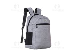 Mochila em poliéster preta para viagem e negócios. Com zíper, alça ajustável e elegante design, é perfeita para transporte de