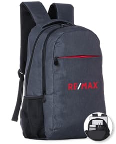 Mochila em poliéster preta, ideal para viagens de negócios e lazer. Design moderno e elegante, com alça ajustável para maior conforto. Compartimento espaçoso com zíper para armazenamento seguro de pertences. Perfeita para quem busca praticidade e estilo. Adquira já a sua!