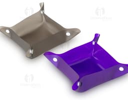 Tigela Plástica amarela para Pets em forma de cubo, com design 3D e símbolo de investimento em ouro. A imagem mostra um