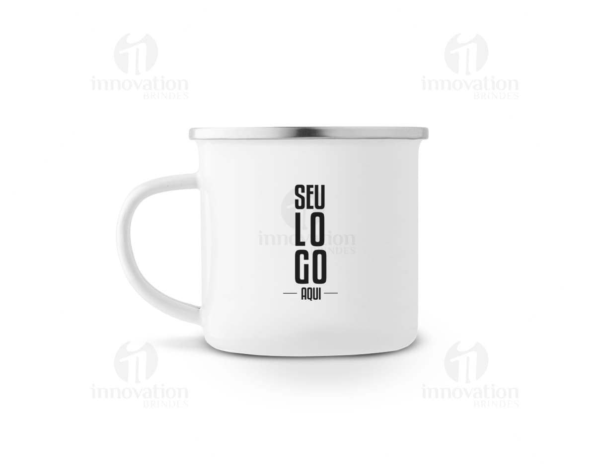 Caneca em esmalte perfeita para seu café da manhã! Feita em cerâmica de alta qualidade, essa xícara traz charme e estilo para sua mesa. Aproveite seu café quente de forma única. Adquira já a sua!