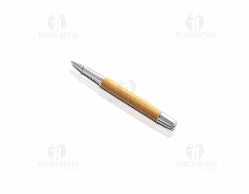 Pencil, pen, writing implement, office, ballpoint, paper, close, business, writing, education, tool, write, school, notebook, object, document, equipment, drawing, brush, drumstick, sign, wood, stick, page, pencils, notepad, closeup, instrument, draw, tools, information, note, letter, color, bristle brush, word, form, black, finance, work, artist, sharp, supplies, design, art, message, paperwork, health, creative, ink, objects, artistic, blank, plan, crayon, paintbrush, yellow, book, gold, text, empty, nobody, set, communication, pink, knife, metal, painter, cigarette, pad, supply, exam, dinner, group, paint, detail - Roller em aço inox.