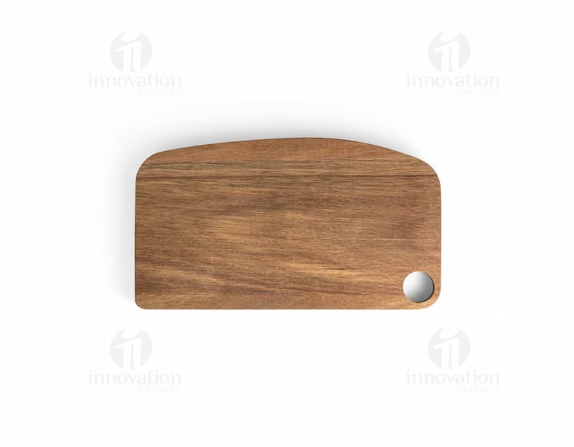 Tábua de Queijos em Madeira de Acácia - Acessório de Luxo para Saborear em Grande Estilo. Ideal para Presente ou para Degustar um Bom Queijo. Textura Rústica e Elegante, feita em Couro. Incremente sua Mesa com Esta Peça Única de Alta Qualidade. Surpreenda-se!