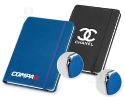 Caderno A6 de capa dura em cortiça, ideal para escritório e organização pessoal. Design moderno e prático para suas anotações