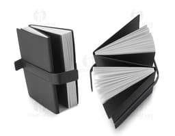 Caderno A5 moderno e elegante para seu escritório ou estudos. Com capa de couro sintético e design minimalista, ideal para