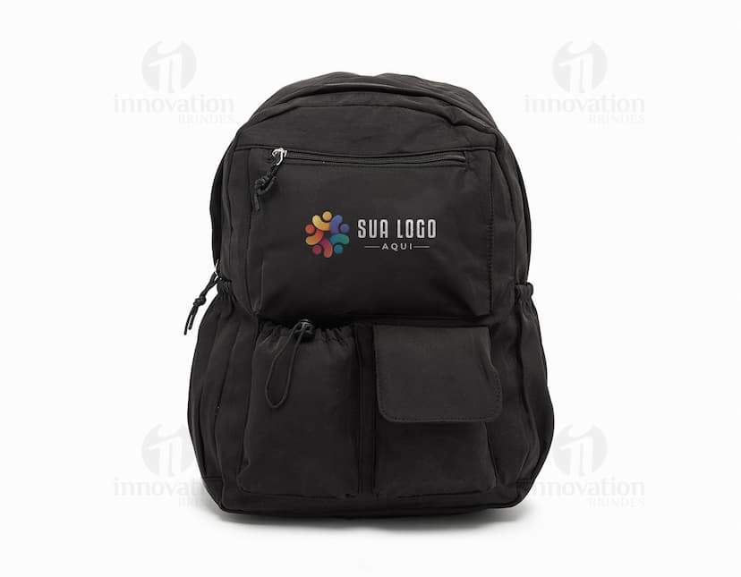 Mochila de poliéster com 25 litros de capacidade, perfeita para viagens de negócios ou lazer. Moderna e prática, possui compartimento USB para carregar seus dispositivos com facilidade. Ideal para quem busca estilo e funcionalidade em um único acessório. Leve, resistente e elegante, a mochila é o complemento perfeito para quem busca praticidade no dia a dia. Garanta já a sua e esteja preparado para qualquer jornada!