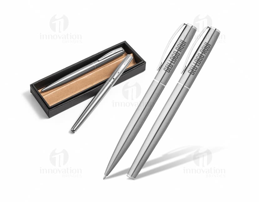 Conjunto de roller e esferográfica em metal prateado. Ferramentas de escrita ideais para o escritório. Design elegante e moderno para negócios de sucesso. Compre agora!

Palavras-chave: conjunto de roller, esferográfica, metal prateado, escritório, design elegante, negócios, sucesso.