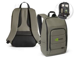 Mochila para notebook em tecido 600D preto, com alças ajustáveis, compartimento acolchoado para notebook e bolsos frontais.