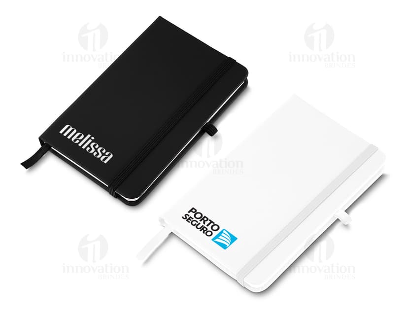 Moleskine Sintético Capa Dura 80 Folhas - Caderno com capa dura e lisa de cor sólida, contendo 80 folhas.