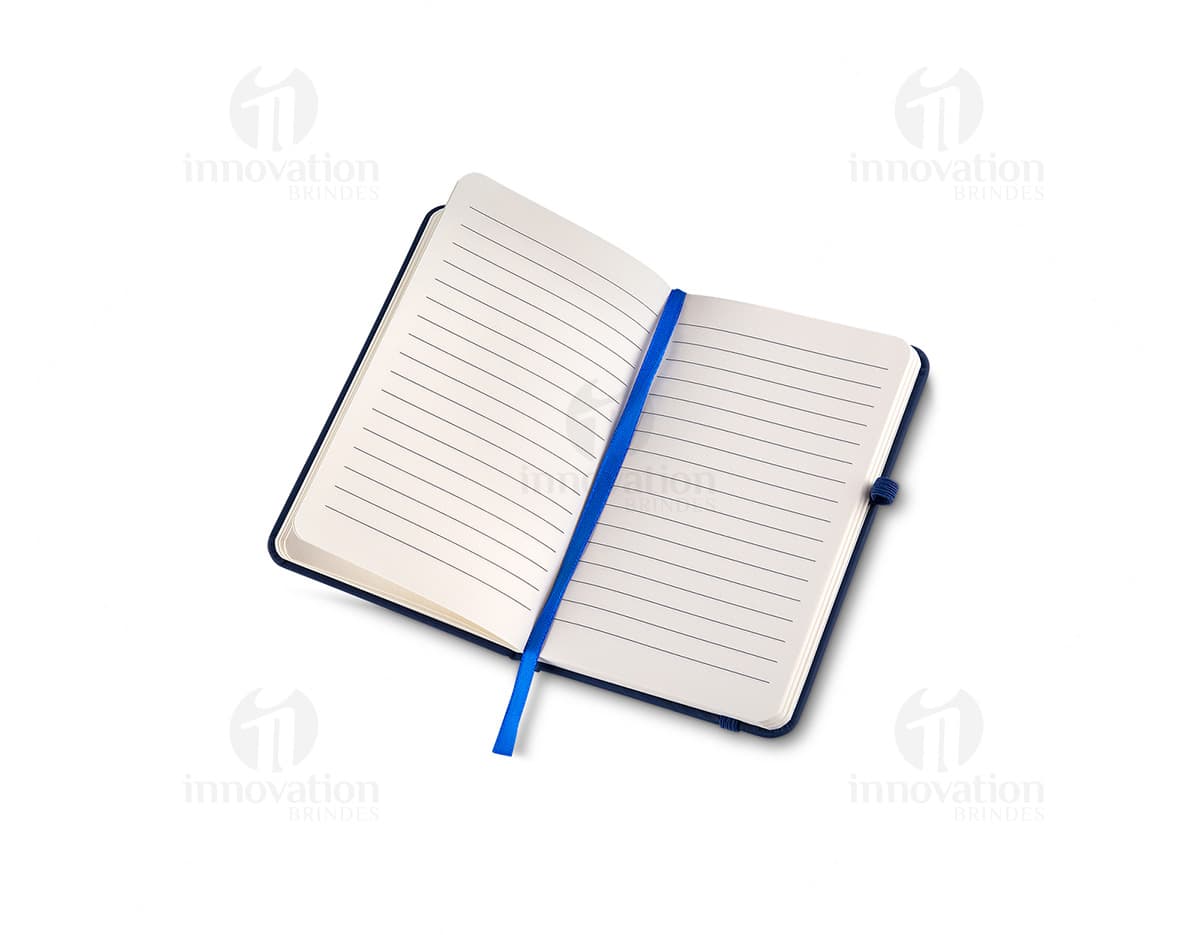 Moleskine Sintético Capa Dura 80 Folhas - Caderno com capa dura e lisa de cor sólida, contendo 80 folhas.