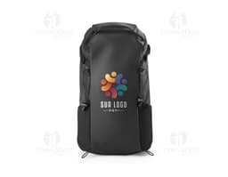 Mochila hiking moderna e elegante para viagens e passeios. Feita de nylon resistente, possui alças ajustáveis e