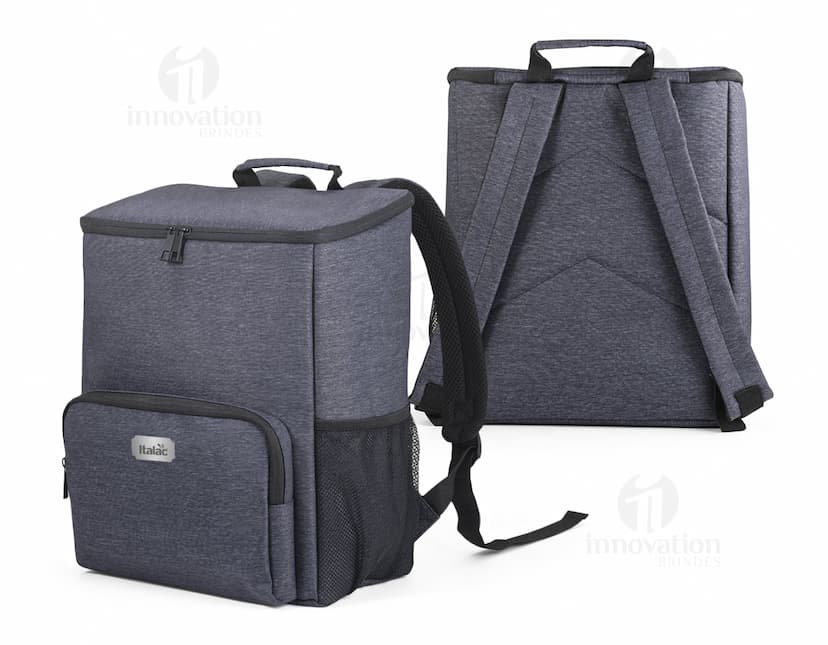 Mochila com isolamento térmico em couro preto, com zíper e alça. Ideal para viagens, armazenamento de objetos e elegância no estilo pessoal.