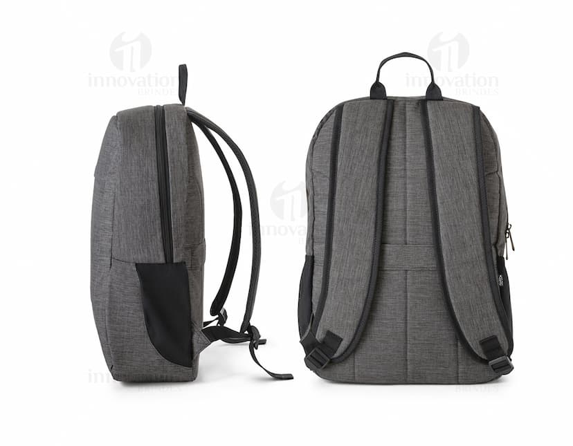 Mochila notebook portátil 300D reciclado preta feita de couro, com alça de mão, alça de ombro, zíper, bolso e compartimentos para armazenamento. Ideal para viagens, negócios e aventuras. Elegante e moderna.