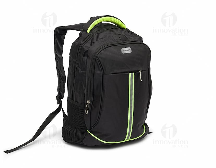 Mochila em nylon de 30 litros, perfeita para suas viagens e aventuras! Moderna e prática, com muito espaço para guardar seus pertences com segurança. Ideal para negócios, escola, esportes e lazer. Confortável alça de ombro e design elegante. Garanta já a sua!