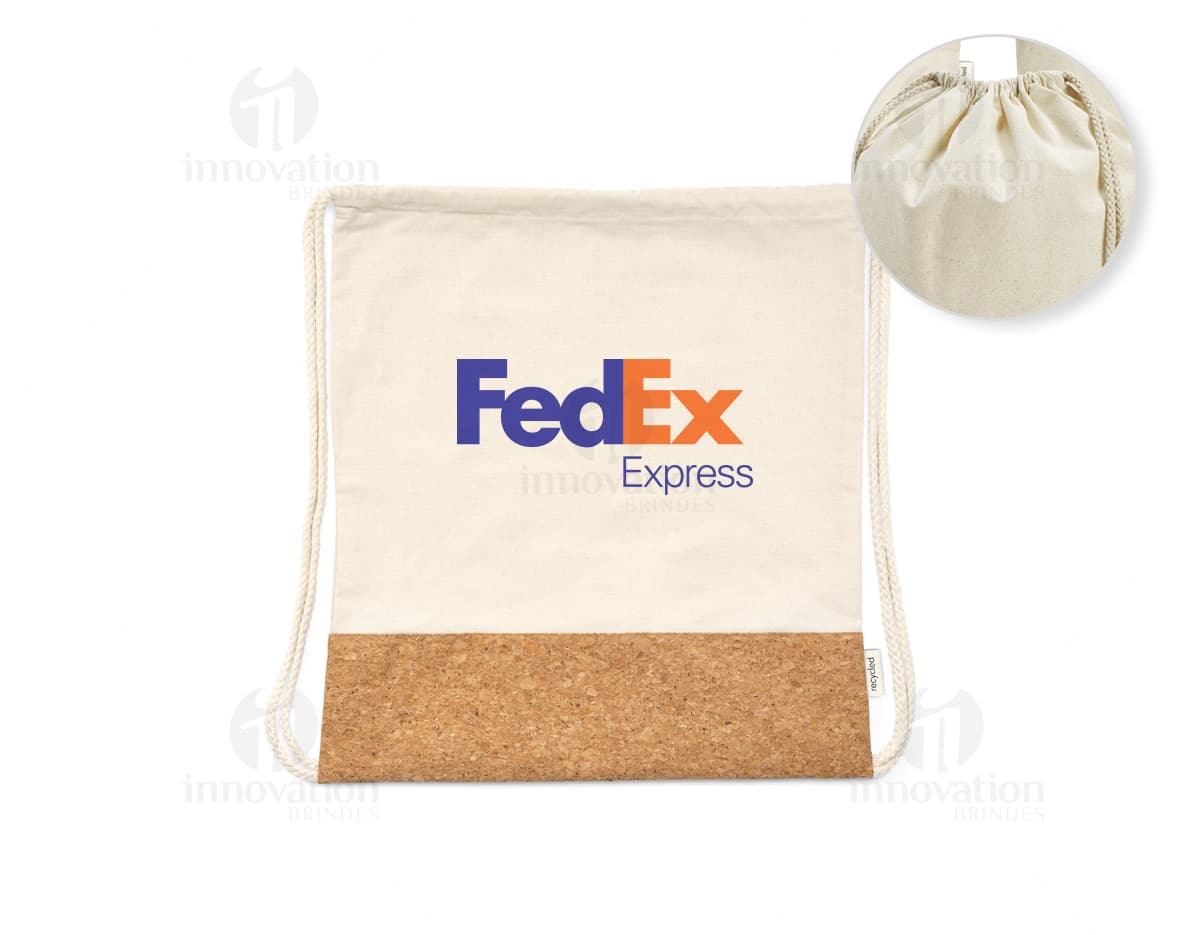 Mochila amarela de brim com pad não retornável 92340. Perfeita para guardar seus pertences com estilo e praticidade. Ideal para viagens e passeios.