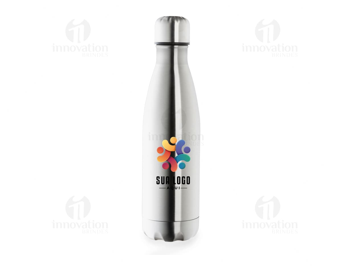 Garrafa térmica de 500ml em inox, com design clean e shape elegante. Perfecta para manter a temperatura da sua bebida preferida por mais tempo. Ideal para uso em viagens, passeios, escritório ou em casa.
