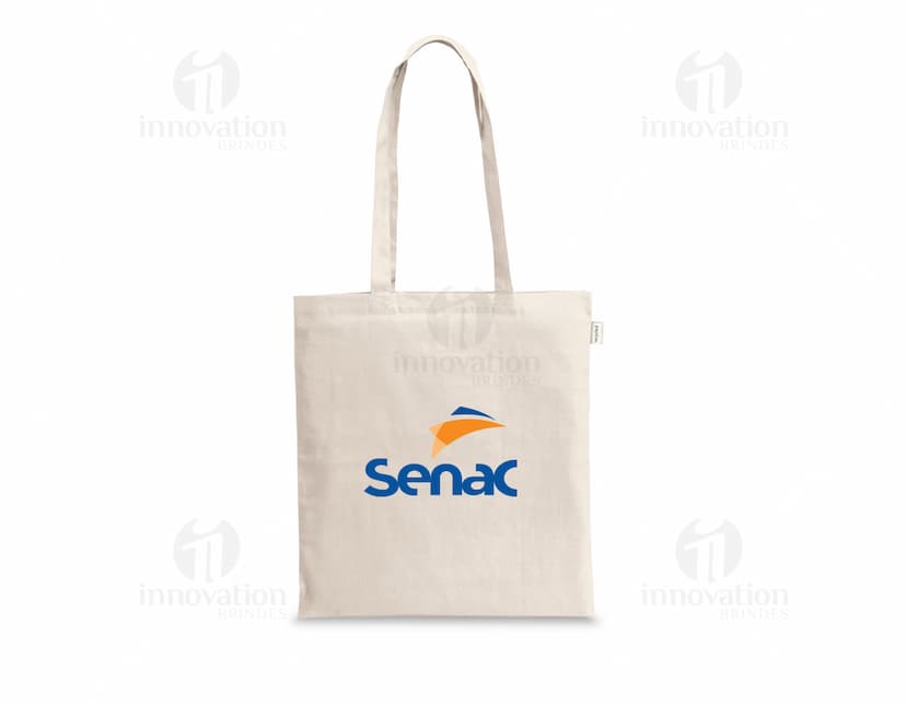 Sacola de compras em 100% algodão reciclado, design elegante e moderno em cor marrom. Possui fecho de metal com cadeado, etiqueta vazia para nome, alça resistente e detalhes em couro de luxo. Ideal para compras no mercado, loja ou presentes.