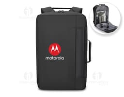 Mochila/Pasta para Notebook Premium preta, feita de couro, com compartimentos para device e equipamentos eletrônicos, como