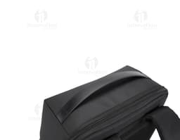 Mochila para Notebook Premium preta com design moderno, vazia e aberta. Equipada com um 3D, símbolos e ícones de tecnologia.