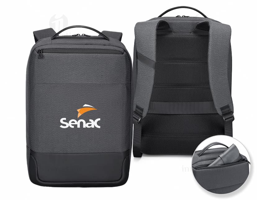 Mochila para Notebook Premium preta, moderna e profissional, feita em couro, com compartimentos para equipamentos eletrônicos e lentes de câmera. Ideal para viagens e transporte seguro de objetos tecnológicos.