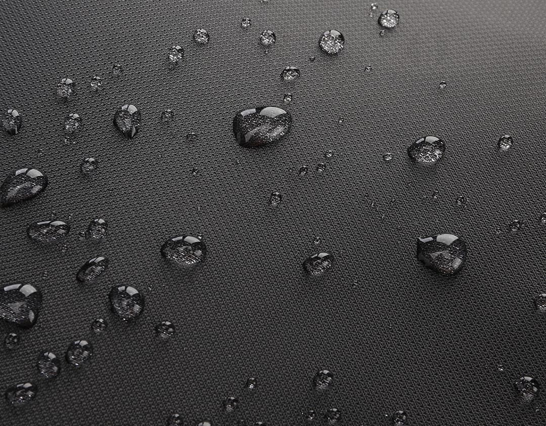Mochila para Notebook Premium preta e moderna, com espaço para laptop e acessórios eletrônicos. Ideal para uso no escritório, em viagens ou no trabalho em casa.