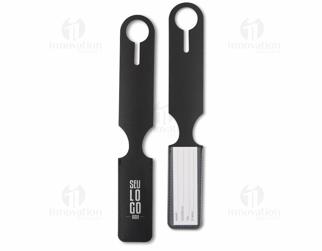 Identificador de bagagem em metal de aço inoxidável, com design moderno e prático. Ideal para identificar sua bagagem durante viagens.