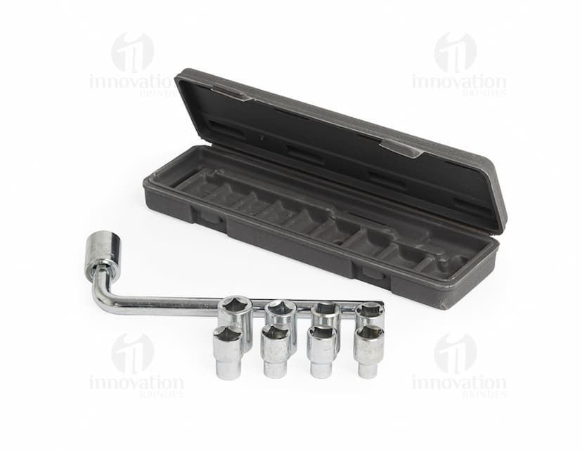 Kit ferramenta com 10 peças em metal e plástico, incluindo chave, alicate, tesoura, chave de fenda, entre outros. Produto portátil e de alta tecnologia, ideal para uso em casa, escritório ou indústria.