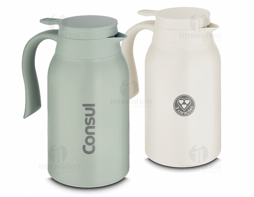 Garrafa térmica de 950ml, feita de plástico transparente, com tampa, ideal para armazenar líquidos como água, chá e café. Perfeita para manter a bebida fresca e saudável por mais tempo.