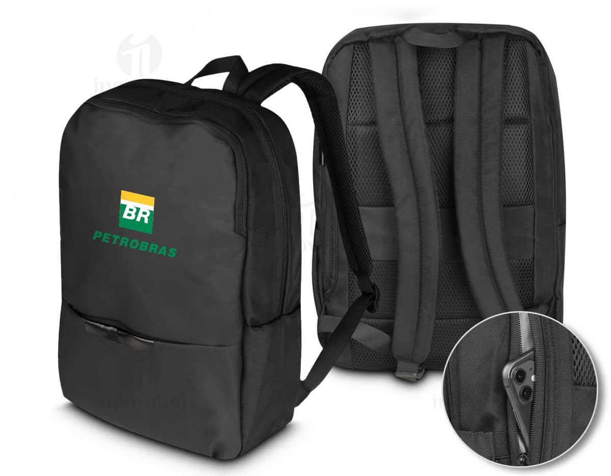 Mochila de couro preta para notebook e acessórios de viagem, com alça e zipper. Estilo moderno e elegante, ideal para viagens de negócios ou lazer. Feita em nylon marrom resistente, possui bolsos e compartimentos para guardar documentos, dinheiro e outros objetos pessoais.