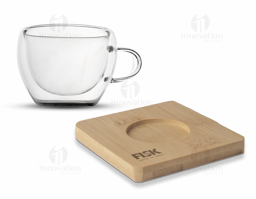 Conjunto de copos de vidro de 60ml para chá, café e outras bebidas quentes. Feitos de cerâmica preta com acabamento em metal prateado, ideais para servir uma variedade de bebidas quentes.