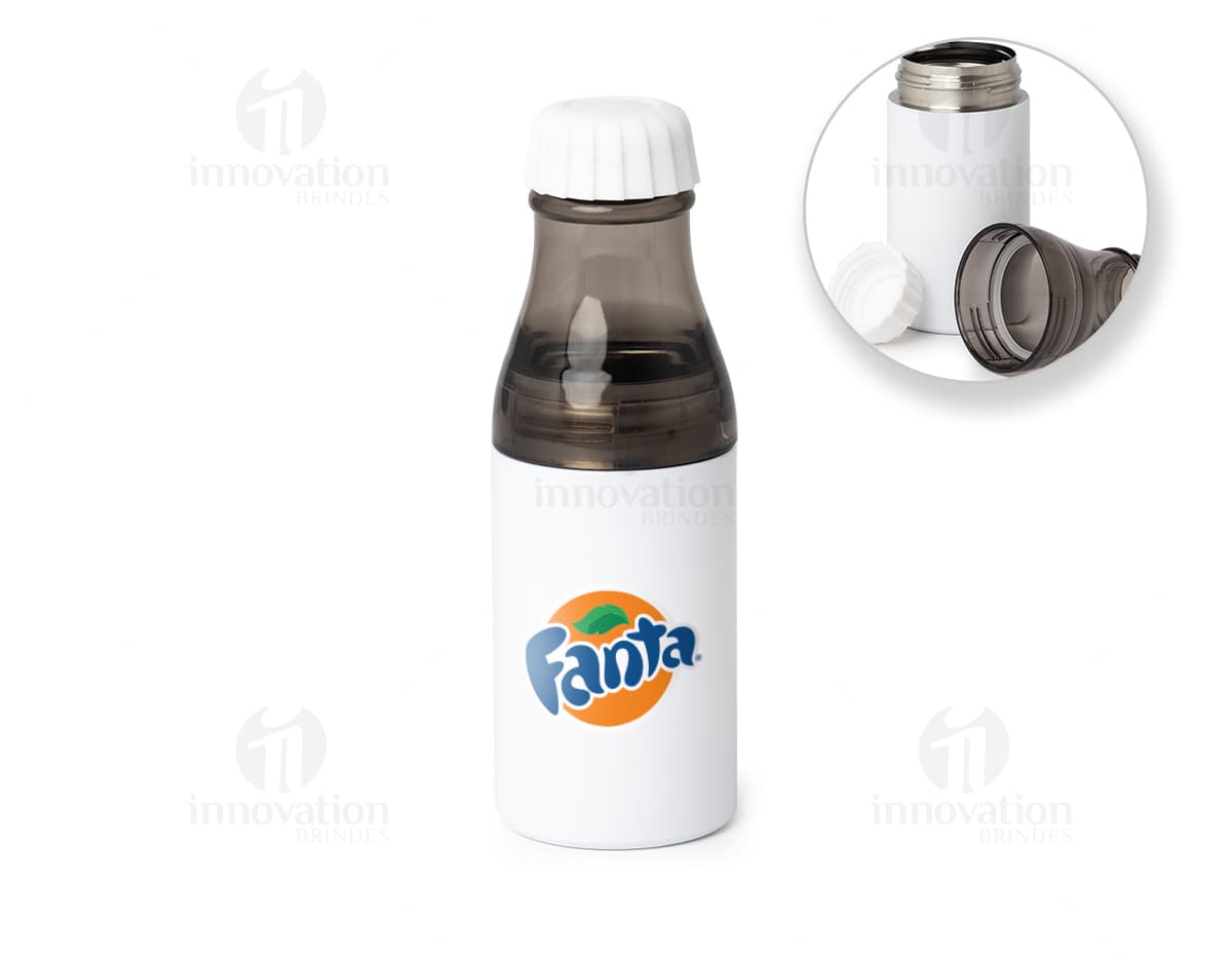 Garrafa plástica de 600ml contendo líquido, transparente, com tampa, objeto de cuidado pessoal e saúde.