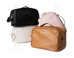 Mala de viagem em couro marrom com zíper duplo e alça, acessório de moda elegante e moderno, ideal para guardar objetos
