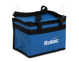 Bolsa térmica preta de 13 litros, perfeita para compras, viagens ou presentes. Confeccionada em couro legítimo, possui alça