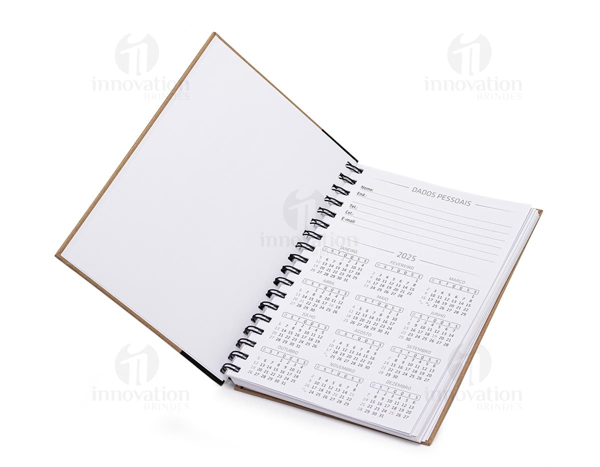Caderno com capa de papel kraft em branco, representação de tesouro, espaço em branco para escrita, reflexo, depósito, journal, book, picture, frame, vazio, negócio, escrever, página, escritório, mensagem, carta, documento, informação, borda, objeto, cartão, caneta, mapa, criação, vintage, texto, diário, aberto, antigo, lembrete, sistema de esgotos, retrô, capa, espaço, envelope, design, arte, escrita, grunge, postagem, planejamento, folha, bloco, cópia, gráfico, antigo, linha, dinheiro, textura, recipiente, padrão, desenho, memorando, aviso, comunicação, impressão, sinal, modelo, cone, tempo, dados, escola