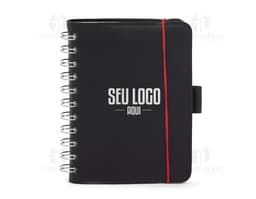 Caderneta de couro sintético preta com páginas em branco, ideal para anotações de negócios e escrita. O design elegante