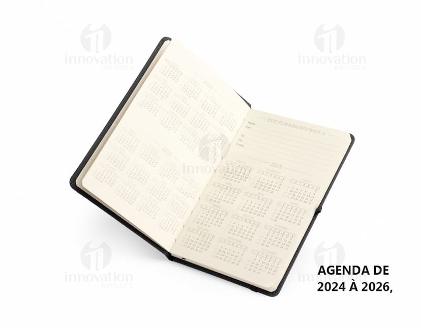 Planner Cromato Anual com capa azul, contendo páginas mensais e semanais com espaço para anotações e planejamento.