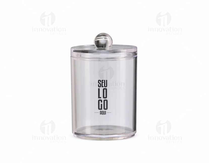 Porta objetos em cerâmica na cor branca, com desenhos de bule de chá, xícara, pote e colher. Perfeito para organizar utensílios de cozinha ou objetos de decoração.