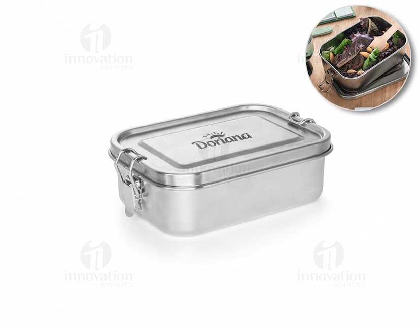 Marmita hermética de metal prateado com alça preta, fechadura, botão de segurança e visor digital. Container resistente para armazenamento de comida, ideal para transporte e armazenamento de refeições.