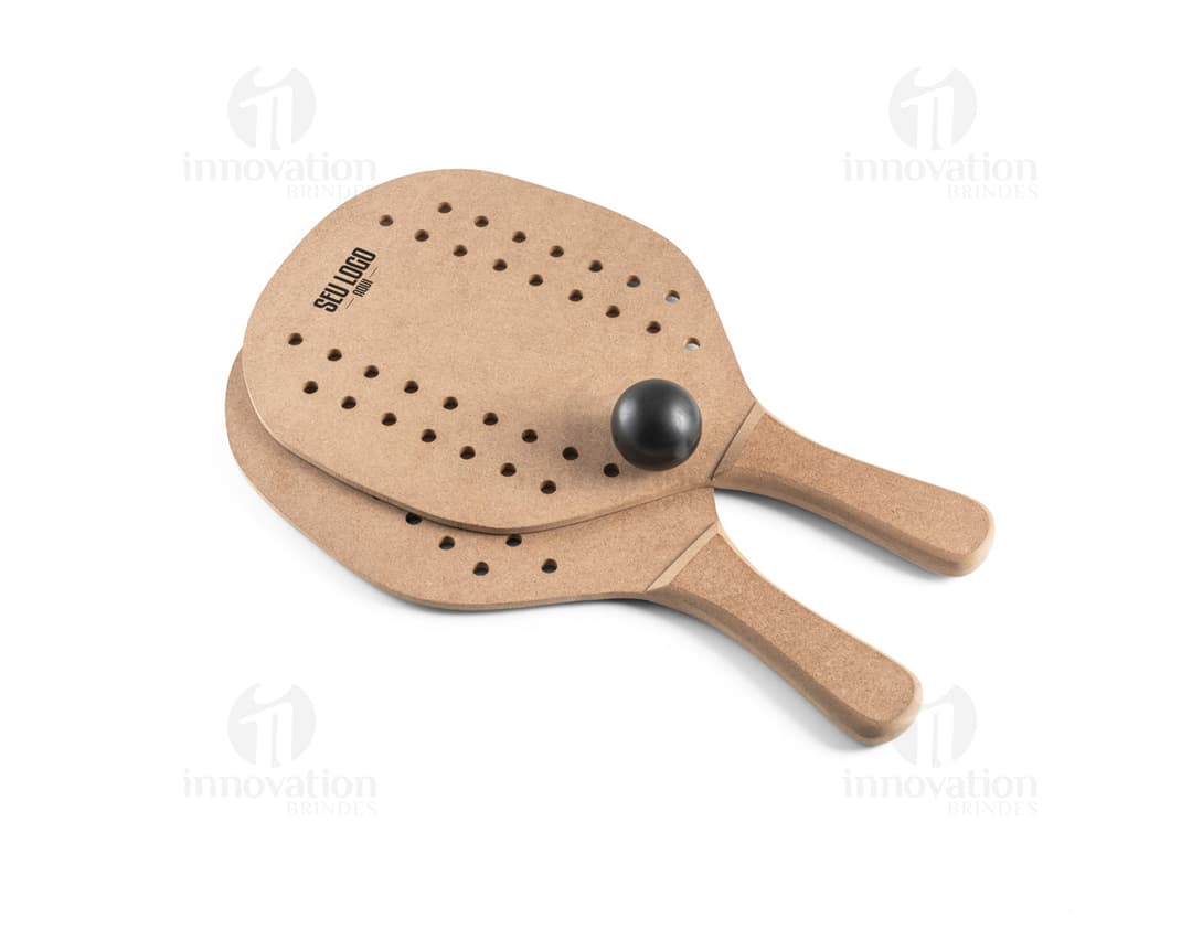 Raquetes de praia em MDF, com design moderno e colorido, ideais para atividades esportivas e lazer.