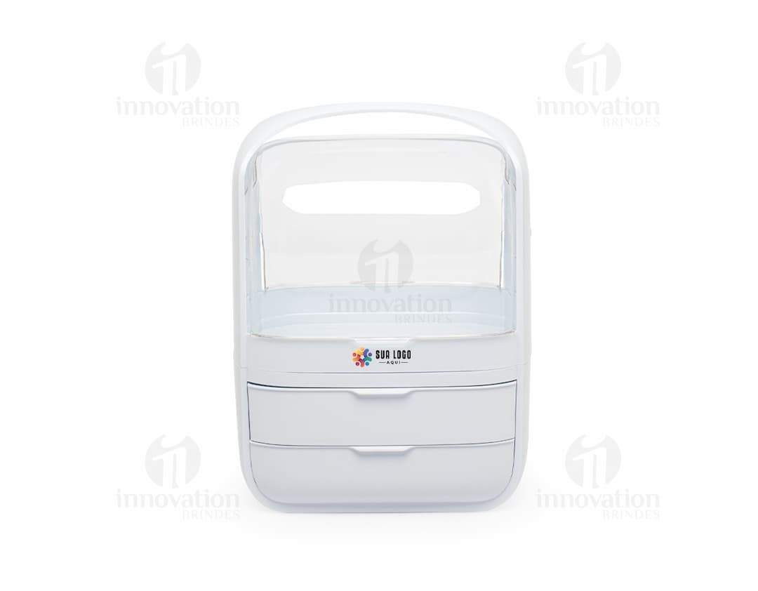 Caixa organizadora de cosméticos em formato de botão quadrado, com chave e sombra. Feito de plástico transparente e moderno, com teclado brilhante e metálico. Possui design simples e brilhante, na cor laranja vibrante e roxo. Ideal para organizar produtos de beleza e protegê-los.
