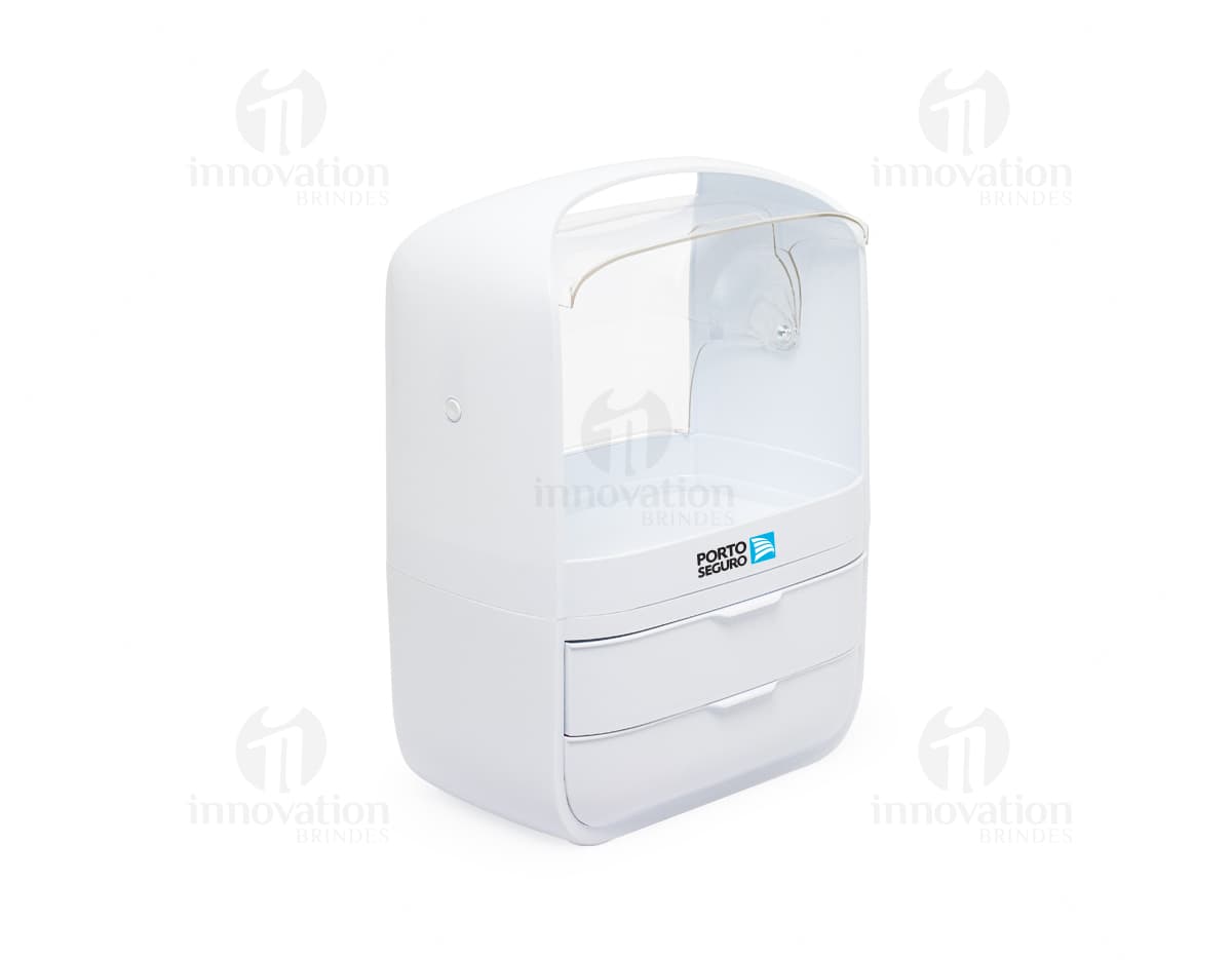Caixa organizadora de cosméticos em formato de botão quadrado, com chave e sombra. Feito de plástico transparente e moderno, com teclado brilhante e metálico. Possui design simples e brilhante, na cor laranja vibrante e roxo. Ideal para organizar produtos de beleza e protegê-los.
