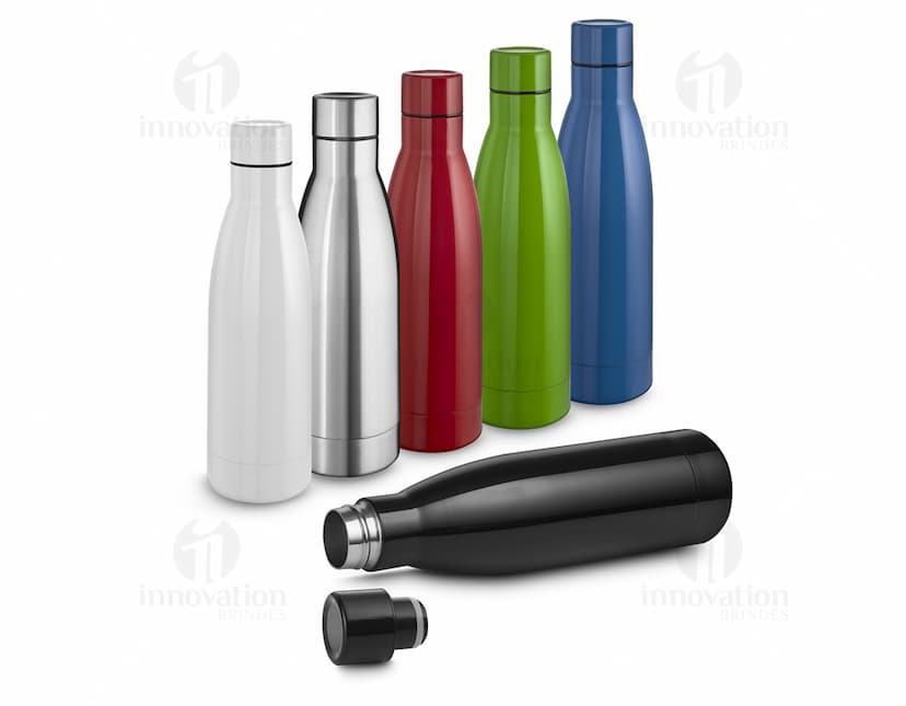 Garrafa térmica de 450ml na cor prata com tampa rosqueável e alça para transporte.