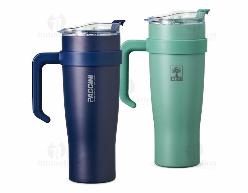 Caneca térmica de 1,2 litros na cor preta, feita de aço inoxidável, com tampa rosqueável e alça para segurar.